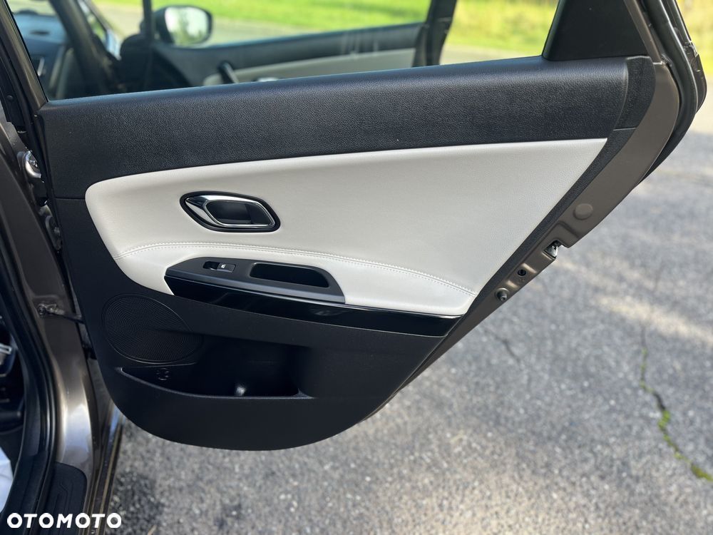 Kia Ceed 1.6 GDI ISG Spirit - 25