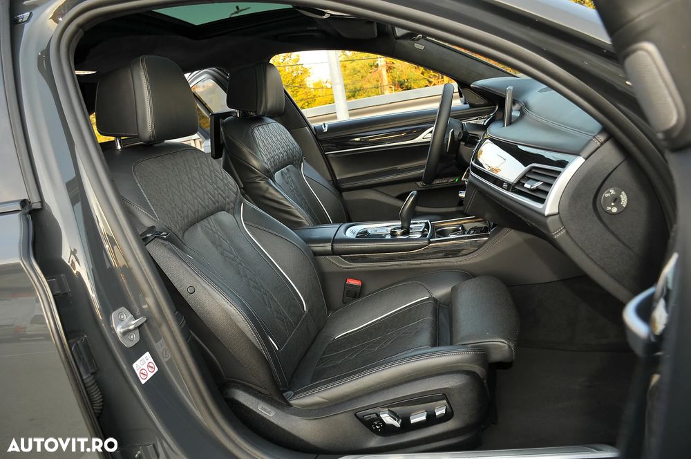 BMW Seria 7 750i xDrive - 13