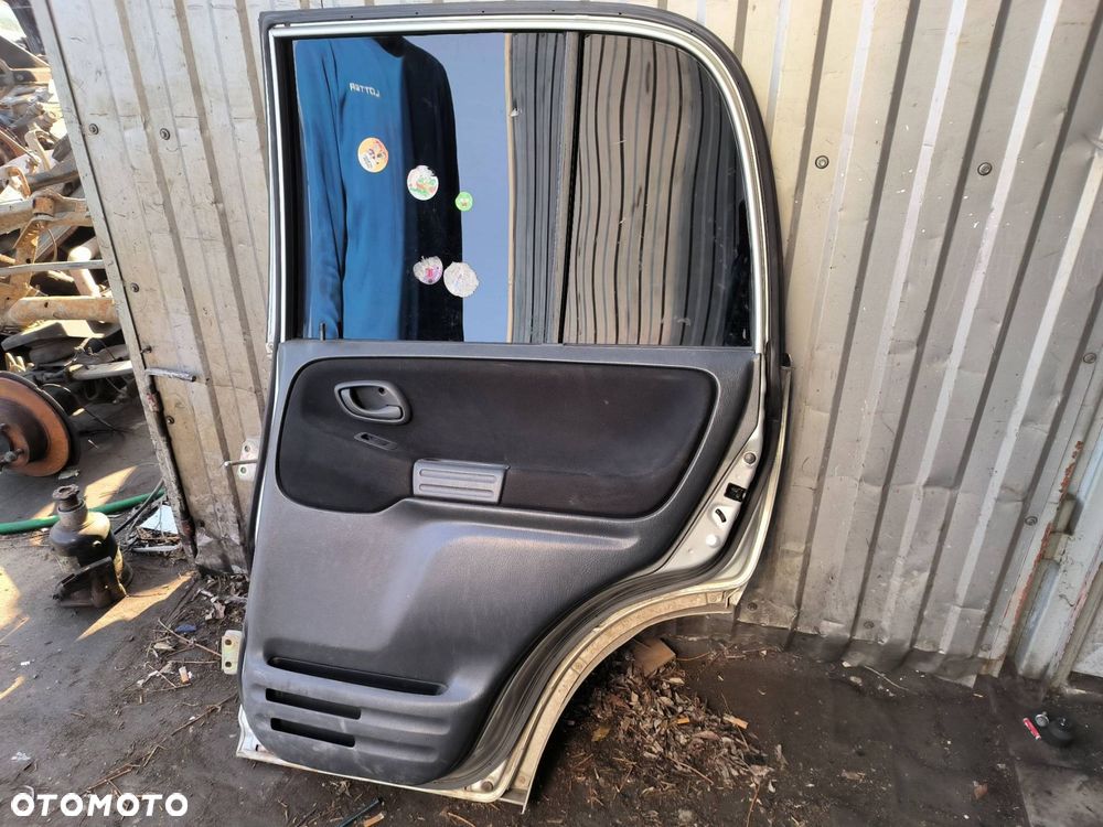 DRZWI PRAWE TYŁ SUZUKI GRAND VITARA I - 3