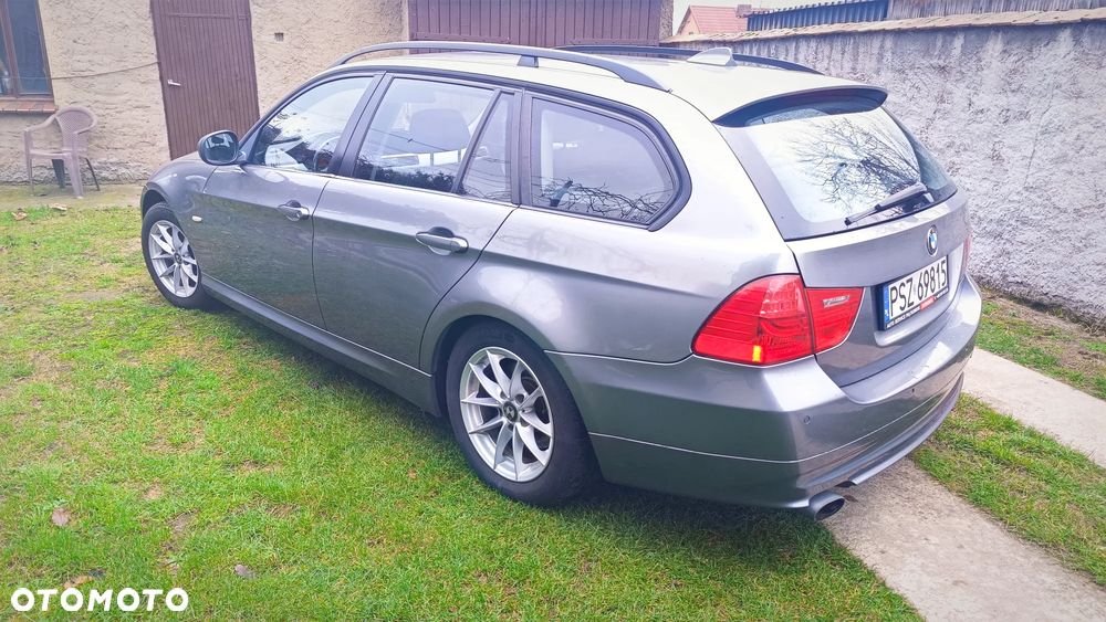 BMW Seria 3 320d - 8