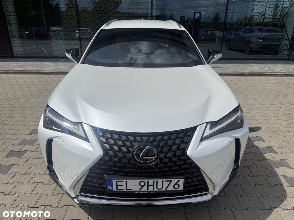 Lexus UX - 3