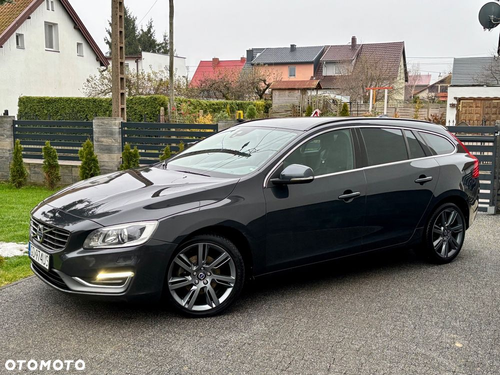 Volvo V60 D3 Summum - 17