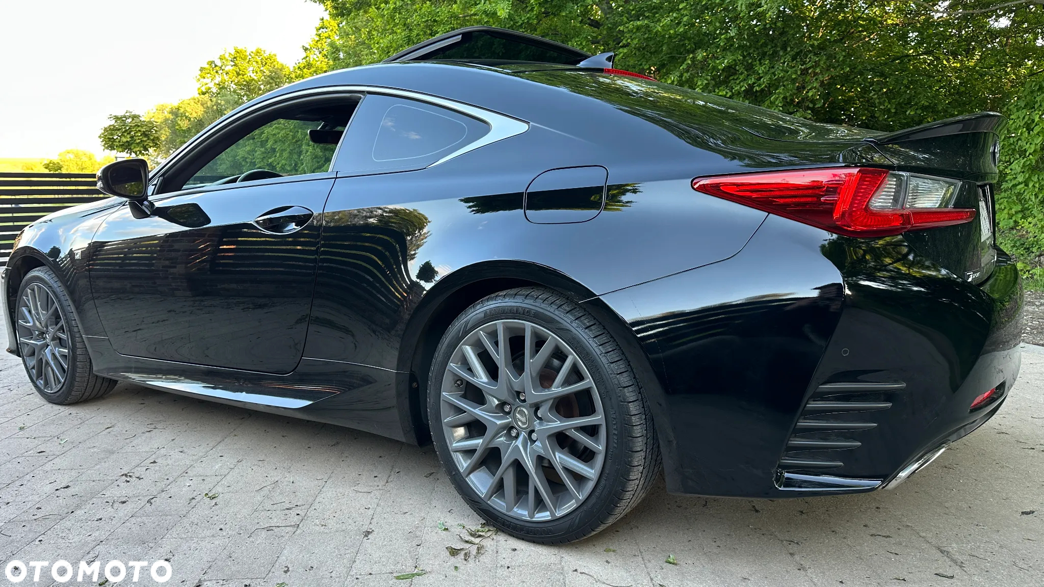 Lexus RC - 8