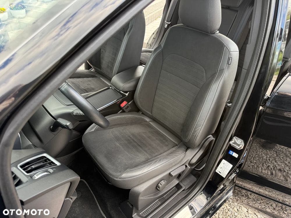 Ford Kuga 1.5 TDCi 2x4 ST-Line - 25