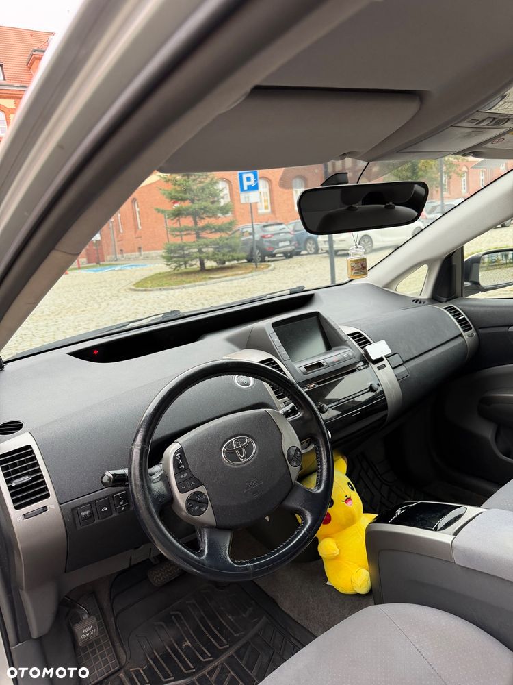 Toyota Prius - 8