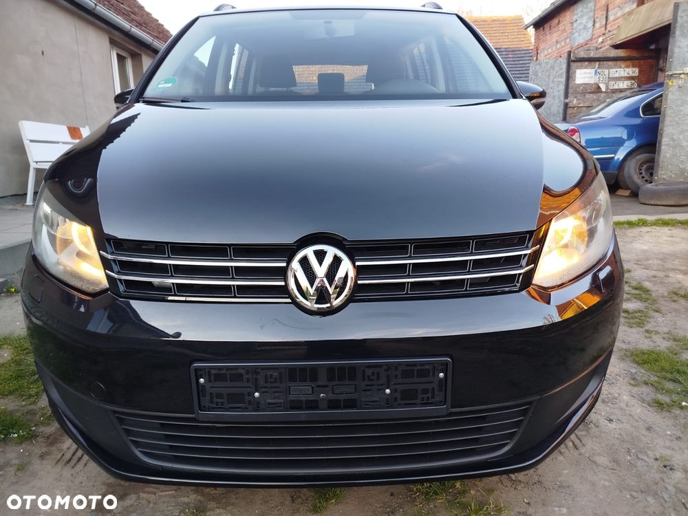 Volkswagen Touran - 5