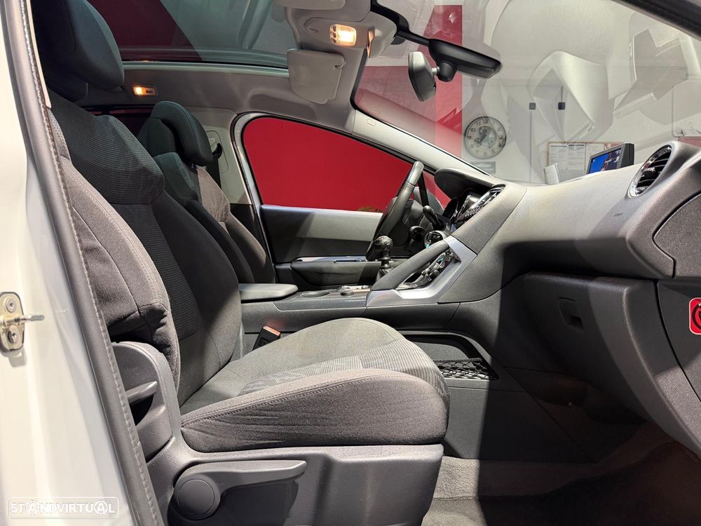 Peugeot 3008 1.6 HDi Allure - 8