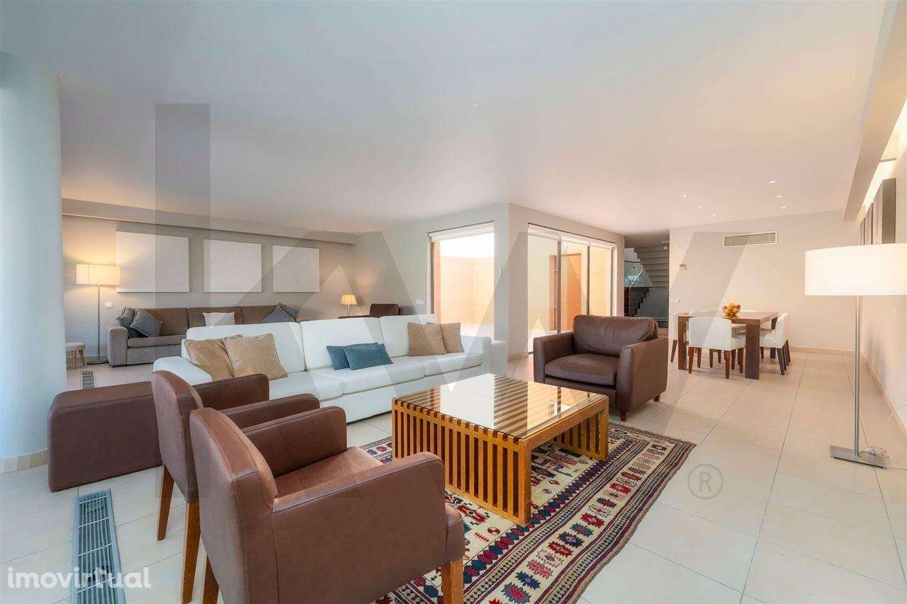 Moradia T3 Renovada - Herdade dos Salgados - Grande imagem: 3/60