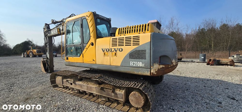 Volvo EC210BLC - 4