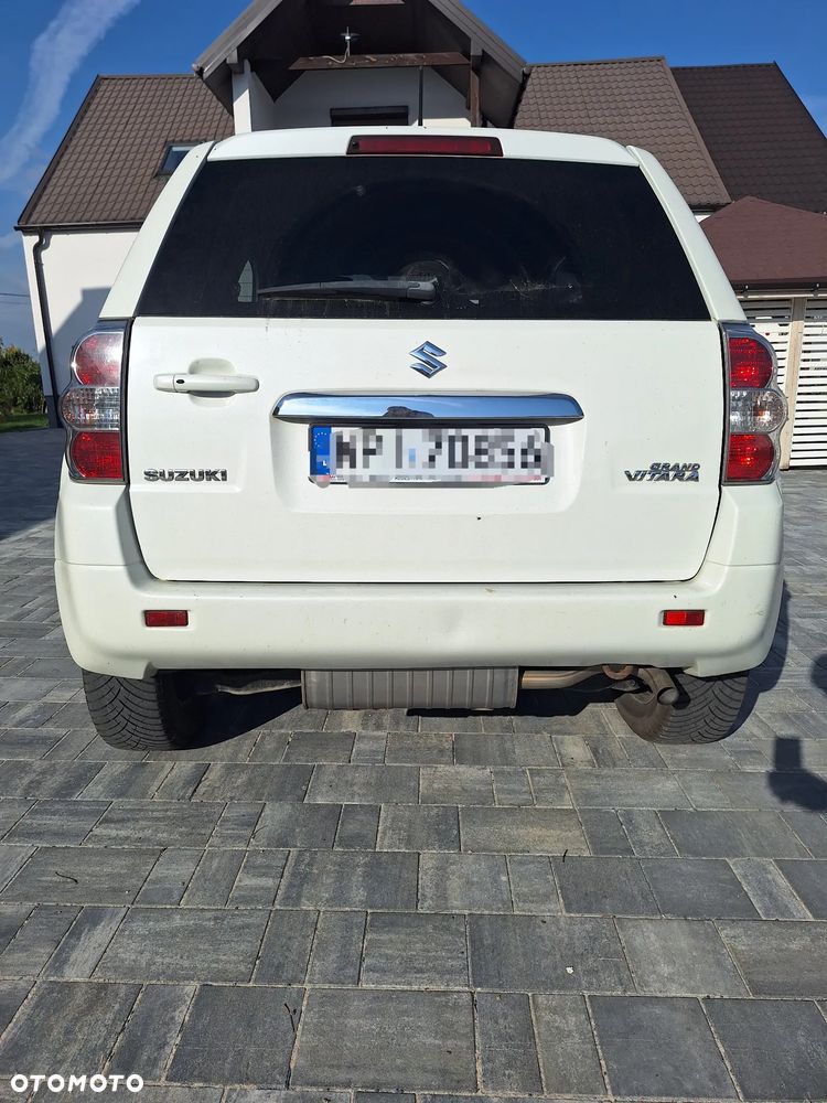 Suzuki Grand Vitara 2012 photo 5