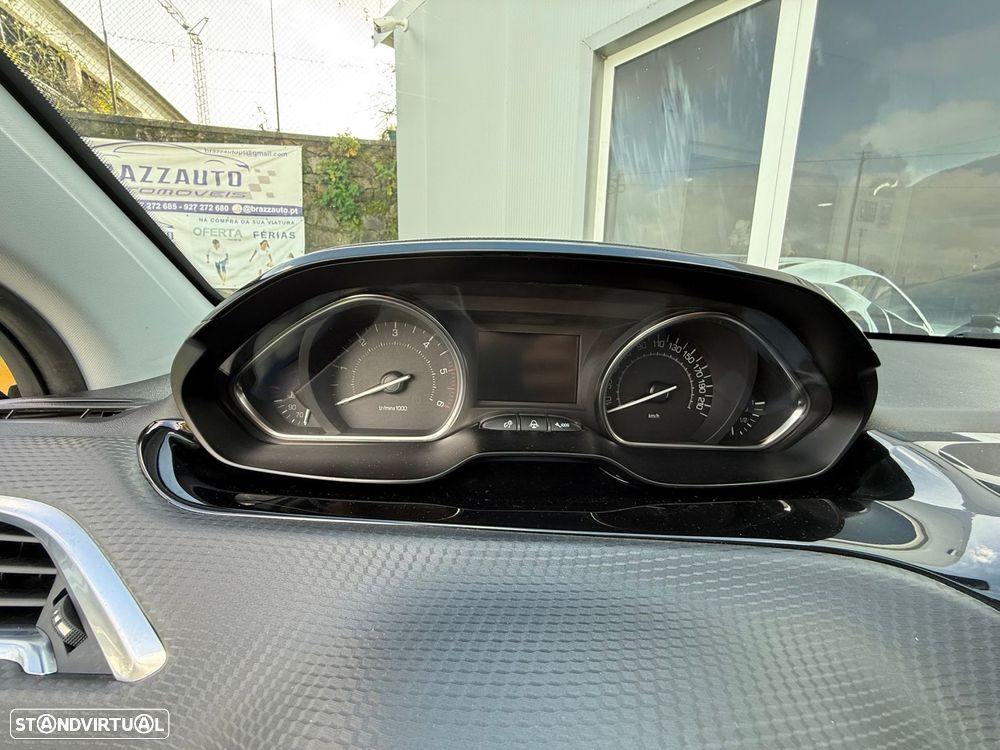 Peugeot 2008 1.6 BlueHDi Crossway - 21