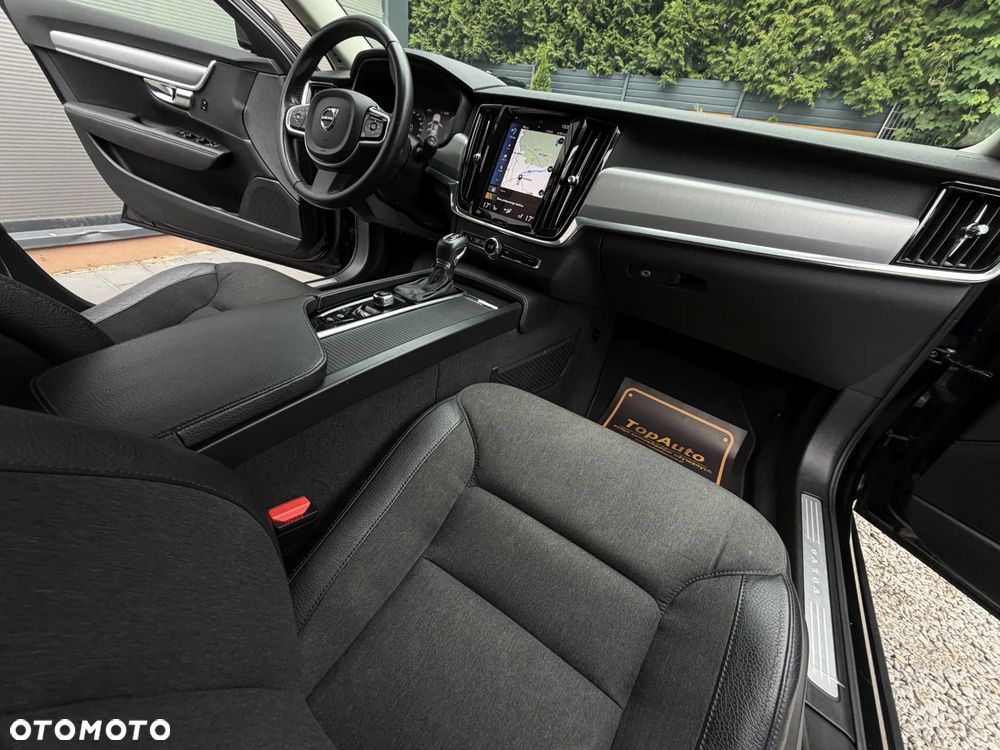 Volvo V90 D4 Geartronic Momentum Pro - 15