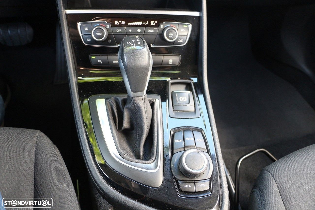 BMW 225xe Active Tourer Advantage - 19