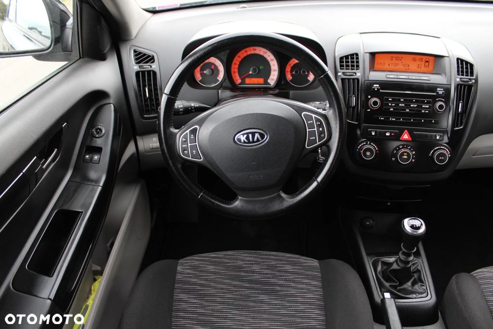 Kia ProCeed 1.6 CVVT EX - 12