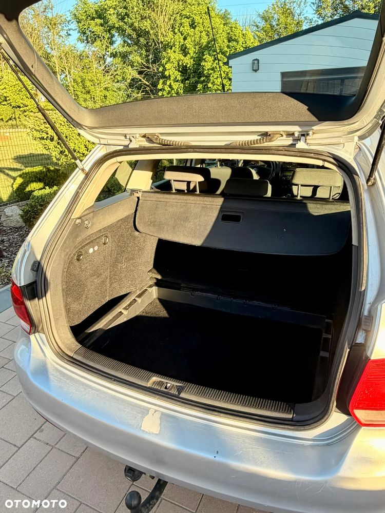 Volkswagen Golf - 12