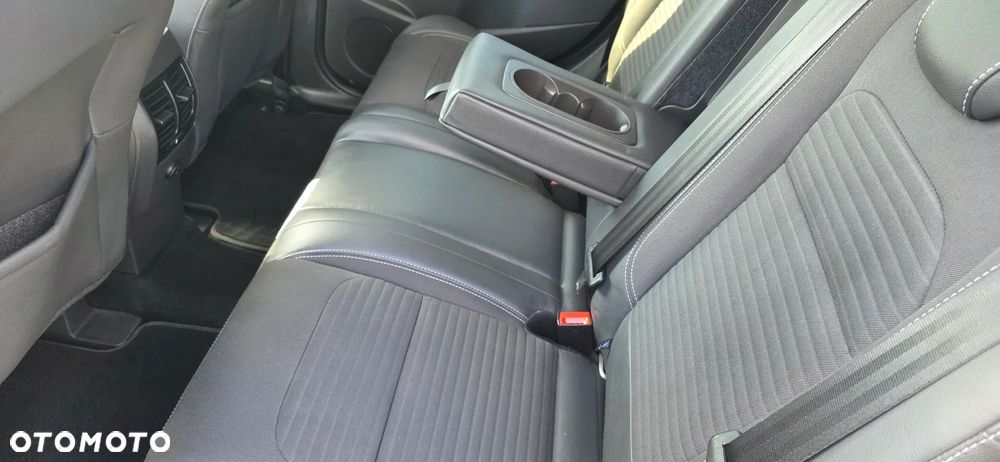 Ford Kuga 2.0 TDCi 4x2 Titanium - 14