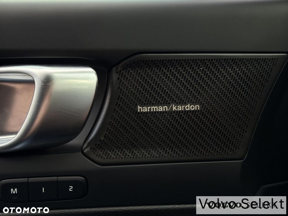 Volvo XC 40 - 20