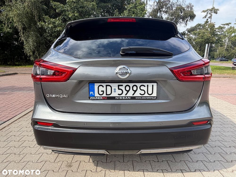 Nissan Qashqai 1.3 DIG-T N-Connecta EU6d - 6