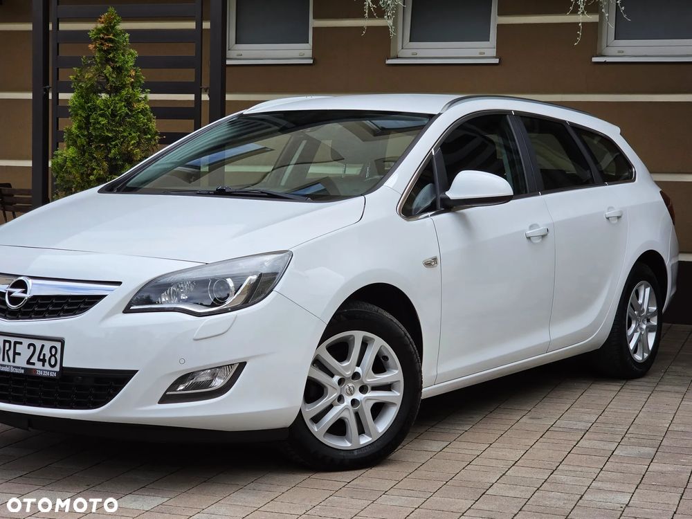 Opel Astra 1.4 Turbo Cosmo - 10