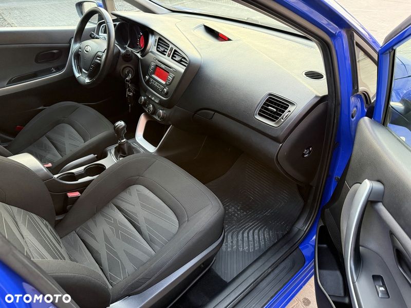 Kia Ceed 1.4 CRDi 90 Edition 7 - 14