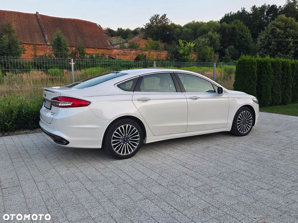 Ford Fusion - 7