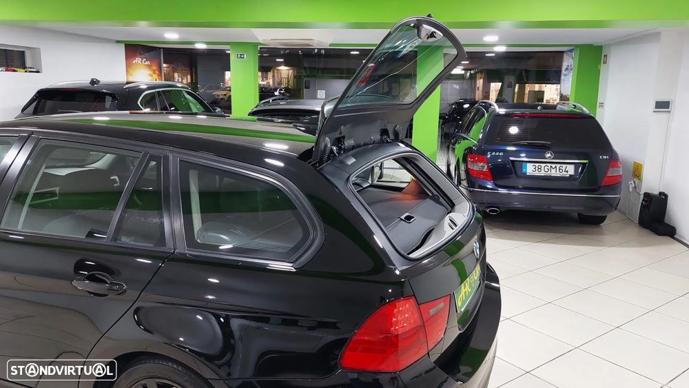 BMW 320 d DPF Touring Aut. - 25