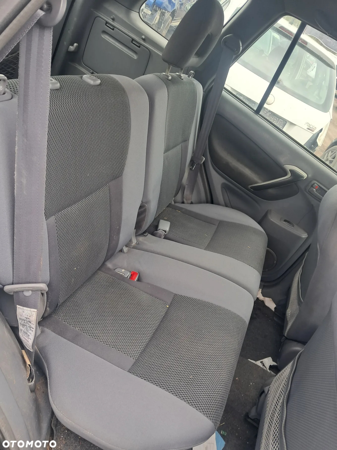TOYOTA RAV 4 II 2002 2.0 D4D : ICD-FTV KL 202 - 18
