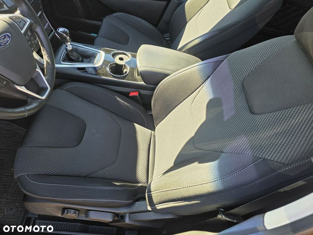 Ford Edge 2.0 TDCi 4WD ST-Line - 27