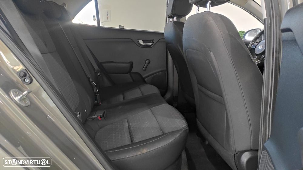 Kia Rio 1.2 CVVT Urban - 20