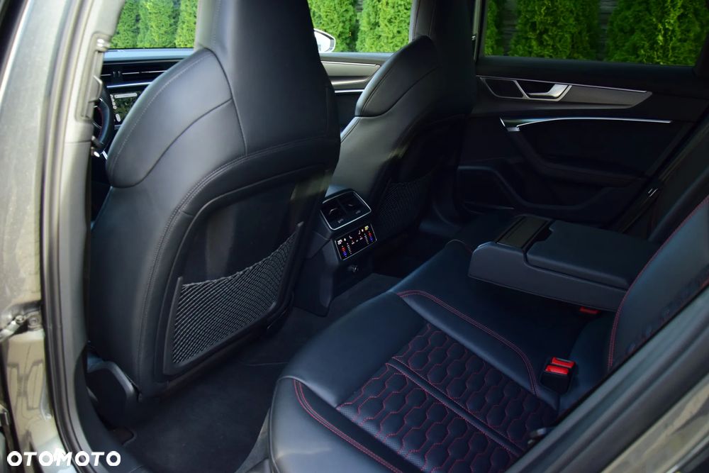 Audi RS6 Avant - 23