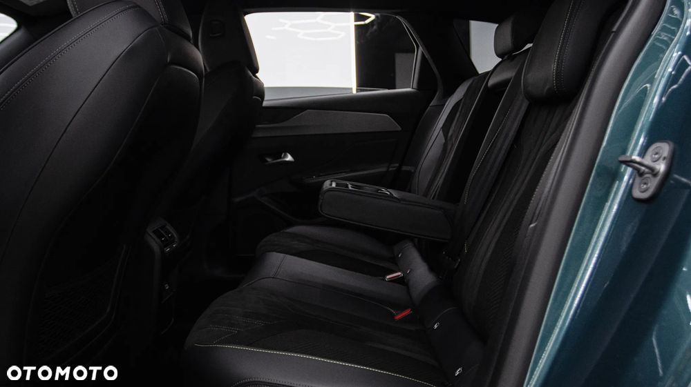 Peugeot 308 1.6 Hybrid PHEV GT EAT8 - 19