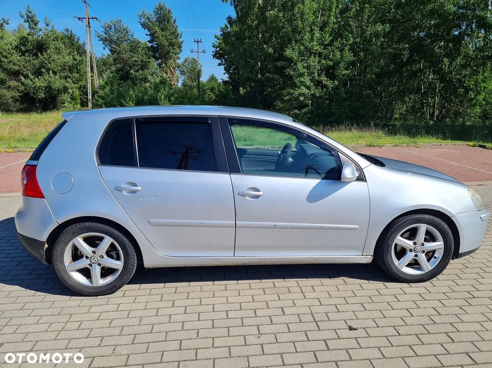 Volkswagen Golf 2.0 TDI Comfortline - 6