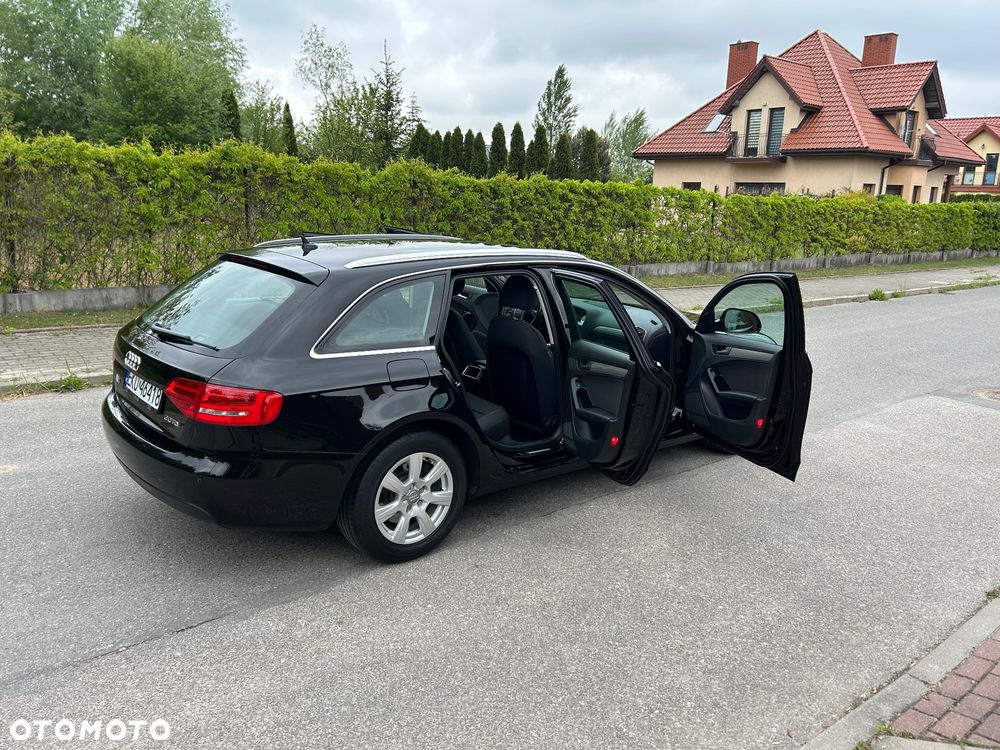 Audi A4 Avant 2.0 TDI - 8