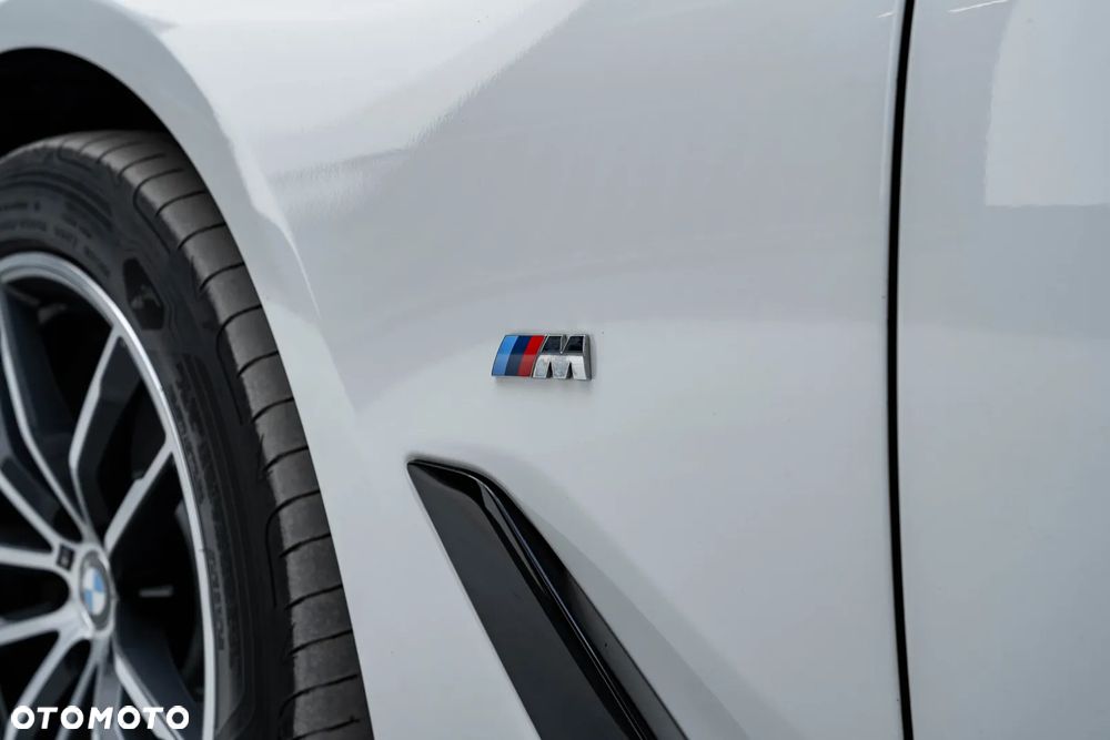 BMW Seria 5 520d xDrive mHEV M Sport sport - 31