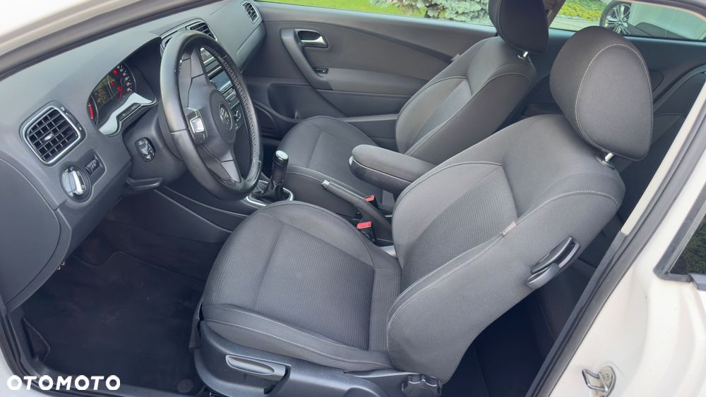 Volkswagen Polo - 10
