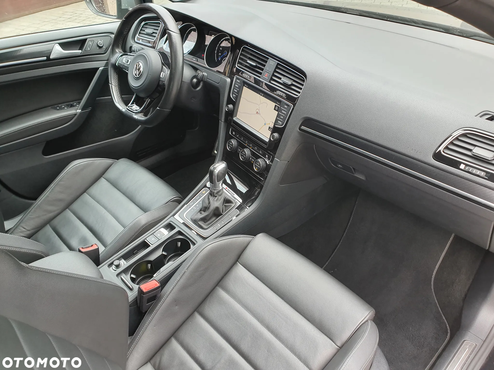 Volkswagen Golf R 2.0 TSI OPF 4Motion DSG - 8
