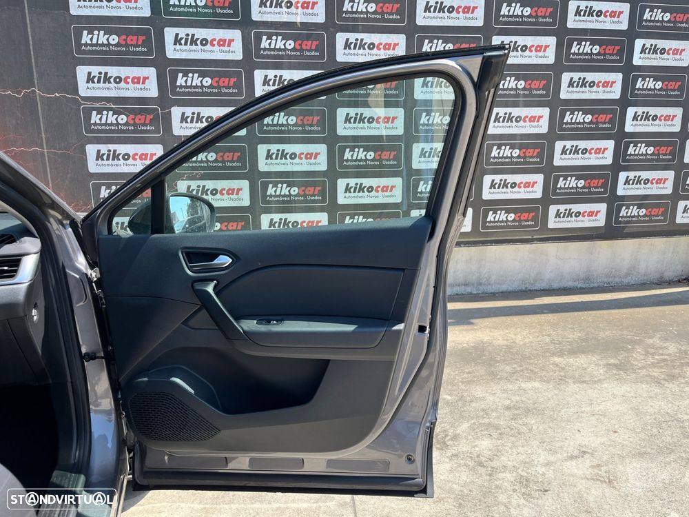 Renault Captur 1.6 E-Tech Full Hybrid Evolution - 42