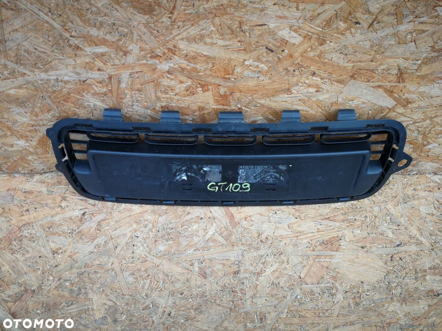 CITROEN C4 CACTUS 14- ATRAPA KRATKA GRILL ZDERZAKA PRZEDNIEGO 9801740677 - 2