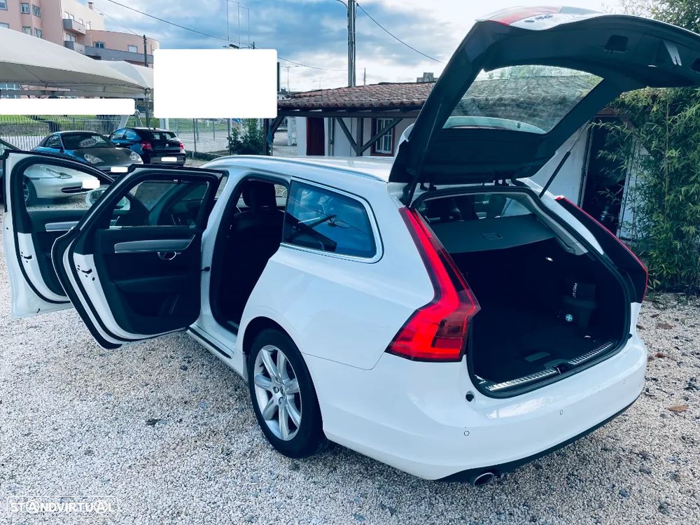 Volvo V90 2.0 D4 Momentum Plus Geartronic - 12