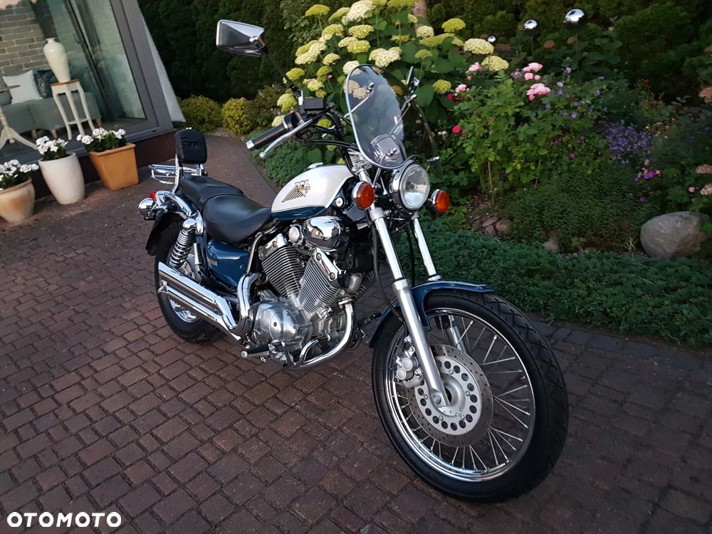 Yamaha XV - 9