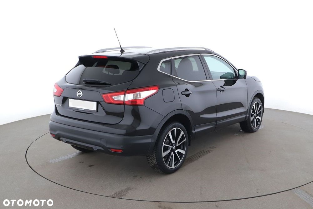 Nissan Qashqai 1.6 DCi Tekna+ - 9