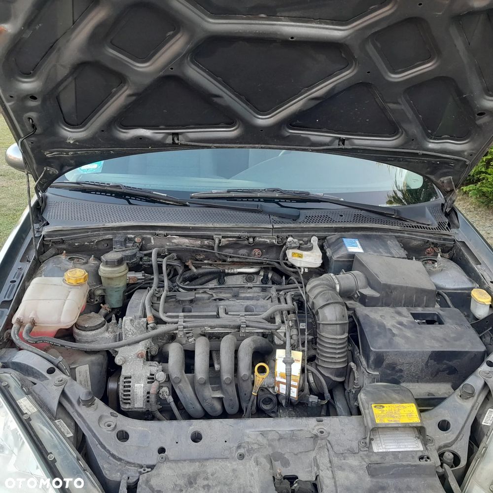 Ford Focus 1.4 Ambiente - 17