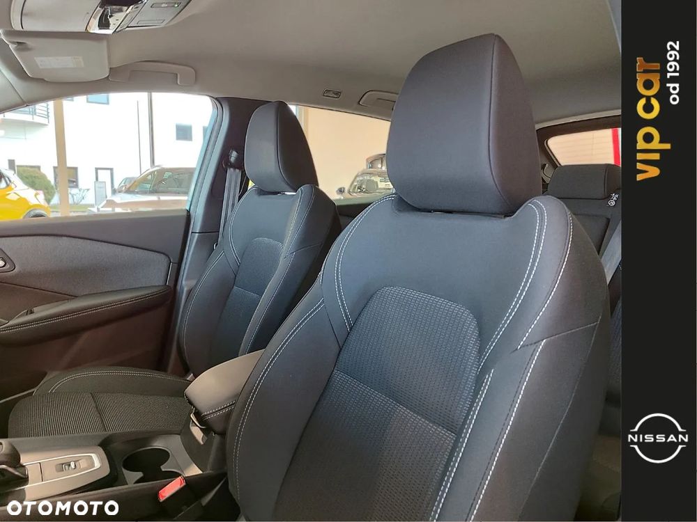 Nissan Qashqai 1.3 DIG-T MHEV Acenta Xtronic - 9