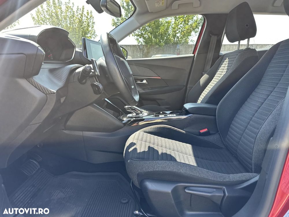 Peugeot 2008 - 24