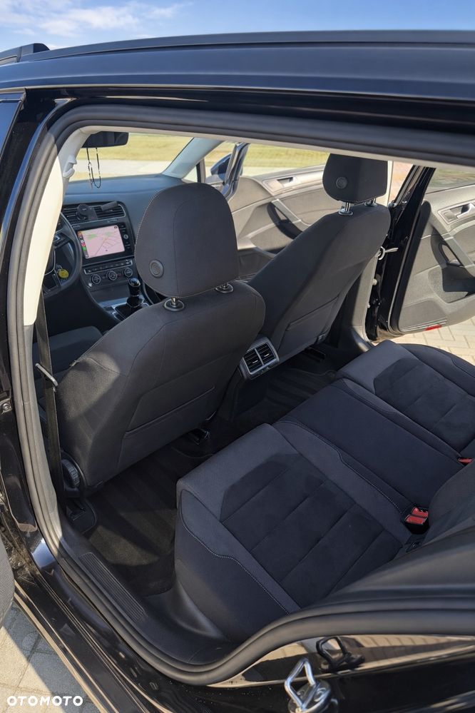 Volkswagen Golf 2.0 TDI (BlueMotion Technology) Highline - 4