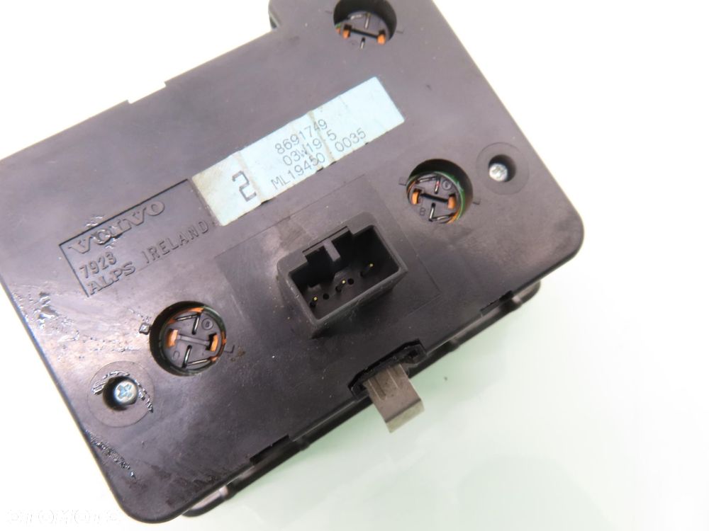 WŁĄCZNIK ŚWIATEŁ VOLVO S60 I 8691749 - 2
