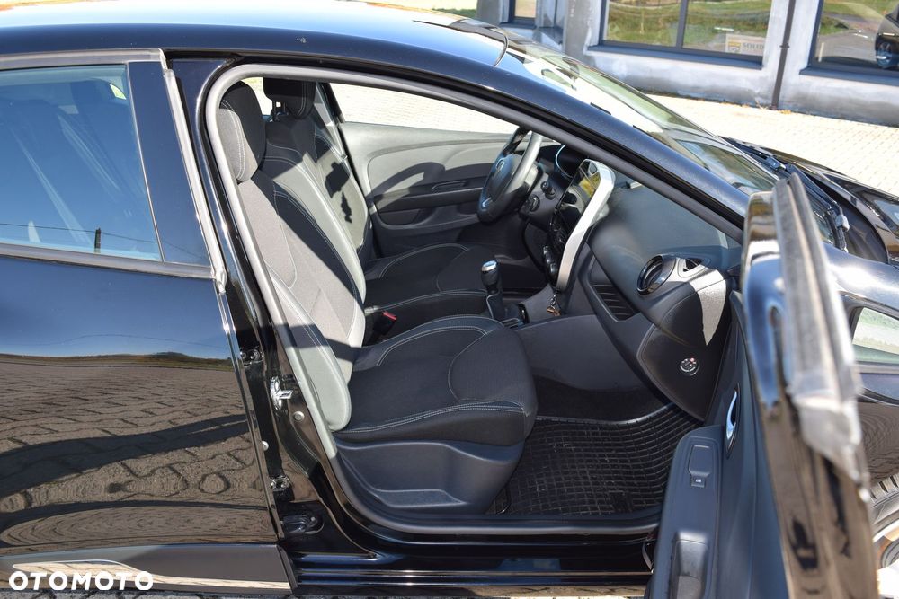 Renault Clio - 21