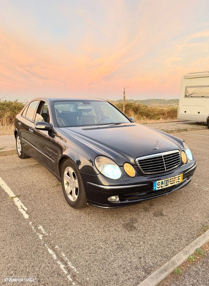 Mercedes-Benz 220 - 2