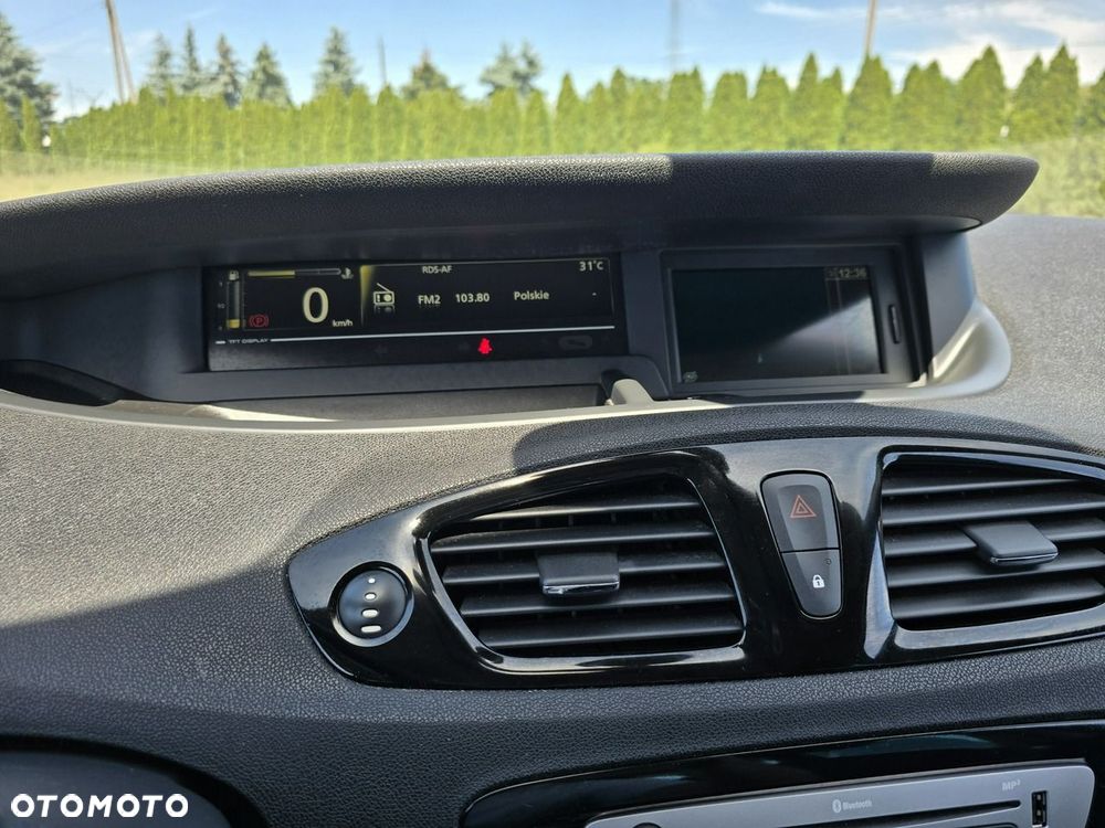 Renault Scenic - 36