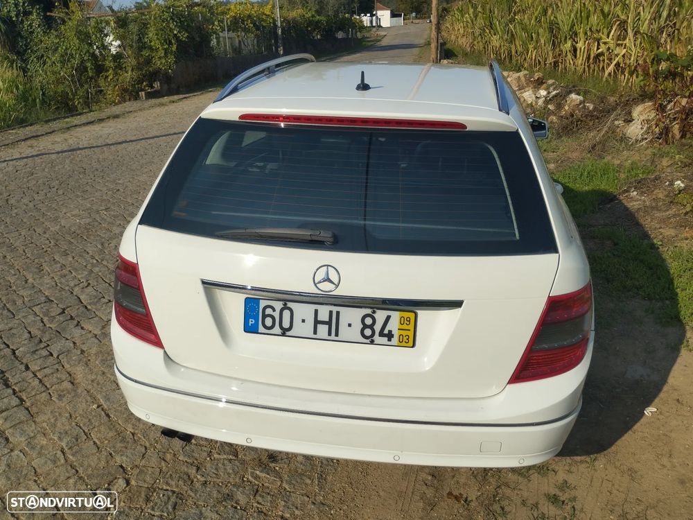 Mercedes-Benz C 200 - 3